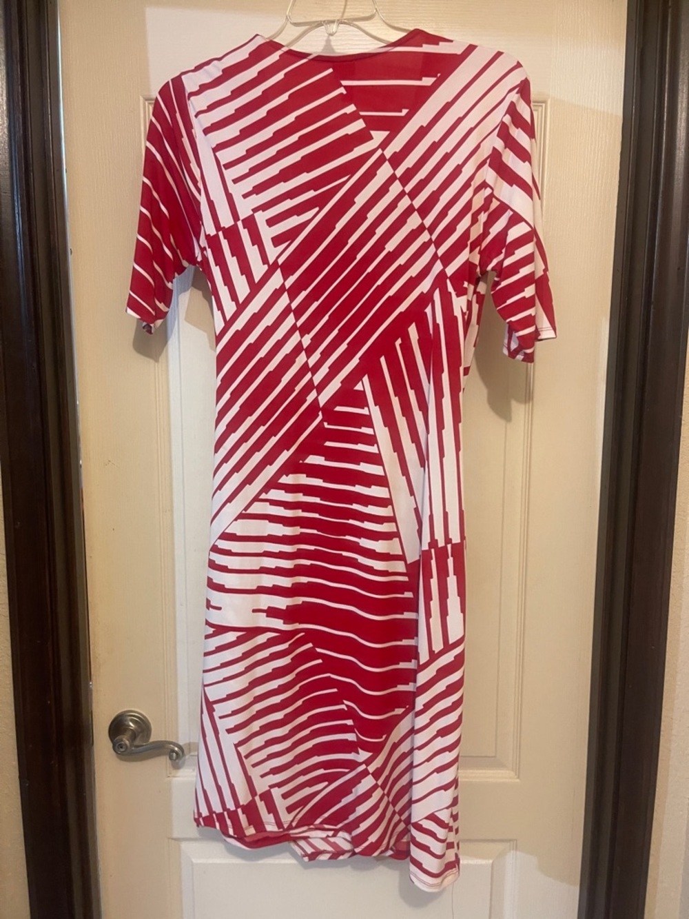 Merona Red and White Geometric Wrap-Style Midi Dress - Picture 4 of 4